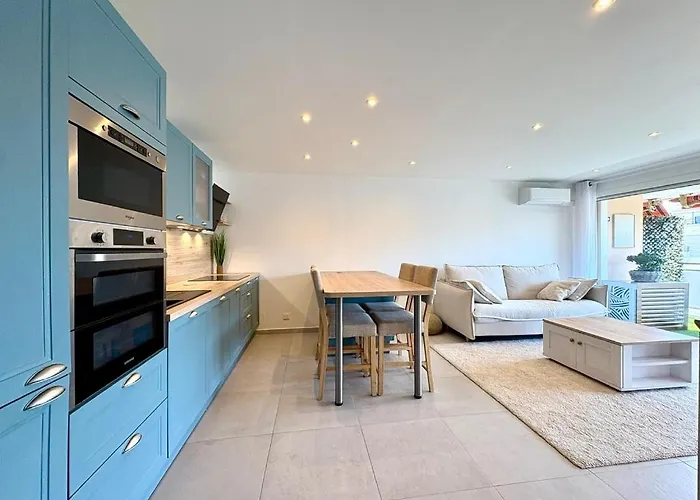 Beautiful 3-bedroom - Walking Distance To Beaches - Swimming Pool - Parking Apartman